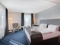 B&B HOTEL Dresden City-Süd コッタ周辺のホテル