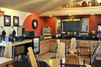 AmericInn by Wyndham Oswego Hotel a Bristol Township