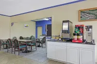 Days Inn by Wyndham Benson