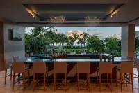 The Ritz-Carlton, Turks & Caicos - bar