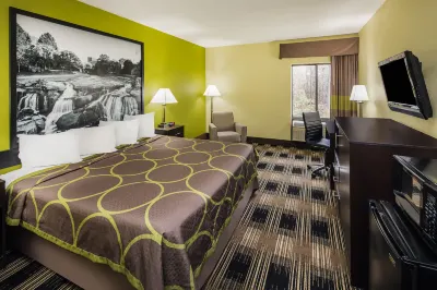 Super 8 by Wyndham Greer/Spartanburg Area Hotels in Duncan