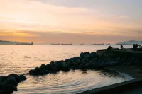 Sonder Revival Apartments English Bay