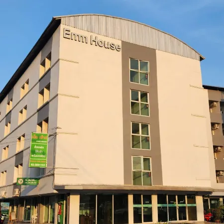 EMM House Отели рядом с достопримечательностью «Ват Асокарам»
