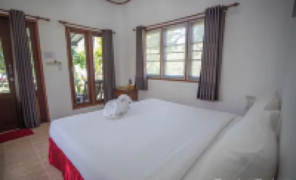 เดอะ ซันไชส์ รีสอร์ท