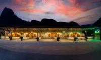 Phangnga Keeree Resort & Gallery - con vista montagne