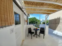 Koukounari Rooms - parcheggio