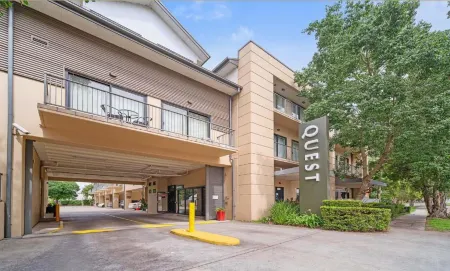 Quest Maitland Отели в г. Морпет