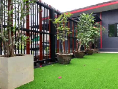 Thyme Xeriscape Hostel Hotels near Pakprak Rd