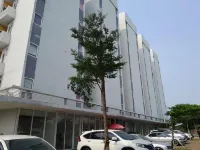 Smart Inn at Aeropolis Residence - Parking