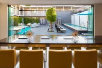 Hotel Lucent - Desayuno