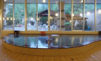 Route Inn Grantia Fukuoka Miyawaka - Wakita Onsen