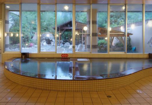 루트 인 그란티아 와카미야