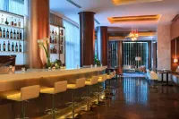 The Renaissance Minsk Congress Hotel and Spa Centre Hotel (f.Renaissance Minsk) - bar