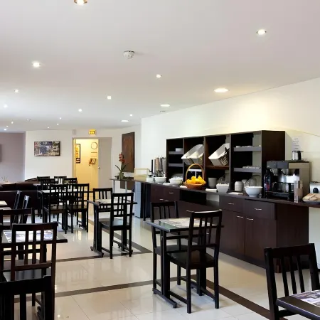 Orly Superior Hotel