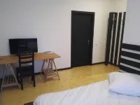Hotel Lastochkino Gnezdo - 停車場