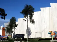 Big Valley Lakeside Paradise Motor Inn Hotels in Shepparton