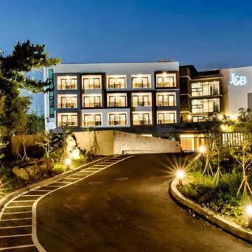 JNB Family Hotel Отели рядом с достопримечательностью «Храм Волласа»