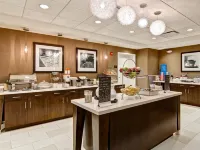 Hampton Inn & Suites Detroit/Troy - breakfast