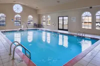 Spark by Hilton North Little Rock - piscine