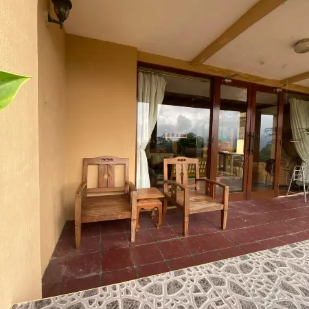 Bedugul Lake View Inn Отели рядом с достопримечательностью «Бедугул»
