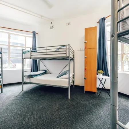 Maze Backpackers - Sydney