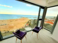 Maritimo Luxury ApartHotel