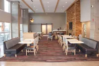 La Quinta Inn & Suites by Wyndham Perry - breakfast