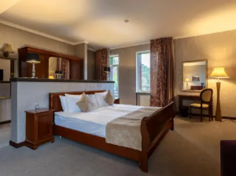 Azimut Park Hotel& Spa Repino