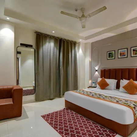 Hotel at Residency Kaushambi Couple Friendly