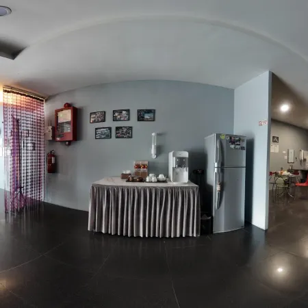 Metro Inn Sdn Bhd Отели в г. Перлис