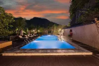 Chay Mountain Retreat Ninh Binh - Pools