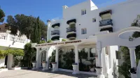 Hotel la Calanque - สระว่ายน้ำแบบอินฟินิตี้
