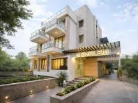EMBLEM - Arjun Marg, Golf Course road Gurgaon Отели рядом с достопримечательностью «Офис IndiGo»