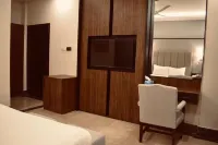 Sunset Suites - balcony