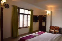LILY GUEST HOUSE - 2-Star
