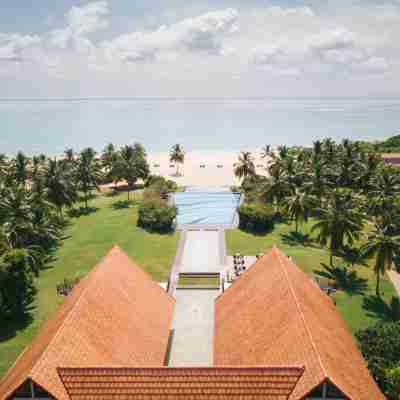 The Bay an Uga Experience -Pasikuda Hotel Exterior