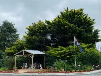 Colonial Lodge Motor Inn - 3-Star