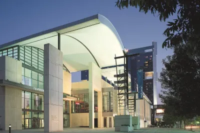 Charlotte Marriott City Center Hotels near Bojangles Coliseum