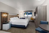 Holiday Inn Express Grove City - Premium Outlet Mall فنادق في Springfield Township