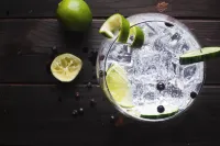 Holiday Inn BASINGSTOKE by IHG - bar