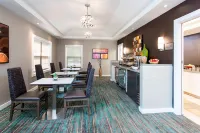 Residence Inn Rochester West/Greece - servizio colazione