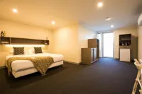 Heathcote Inn Hotels in 