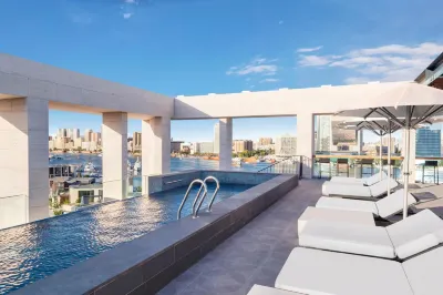 Al Seef Heritage Hotel Dubai, Curio Collection by Hilton Hotels in Bur Dubai