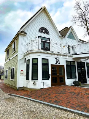 Pilgrim House - Pysäköinti