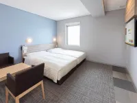 Super Hotel Shiga Nagahama Tennen Onsen فنادق في نجاهاما