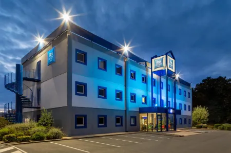 Ibis Budget Angers Parc des Expositions Отели в г. Сен-Сильвен-д'Анжу