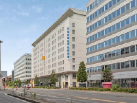 レジドホテル リヨン パール デュー リヨンのホテル