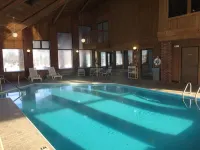 Baymont Inn and Suites by Wyndham Harvard, IL - Pools