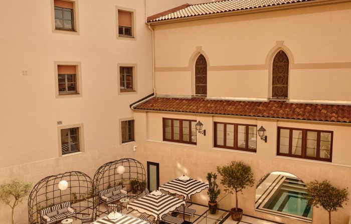Pamplona Catedral Hotel