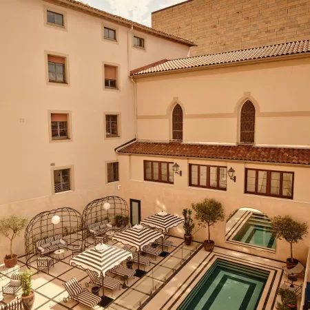 Pamplona Catedral Hotel